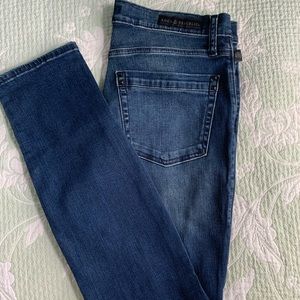 Rock & Republic straight leg distressed jean